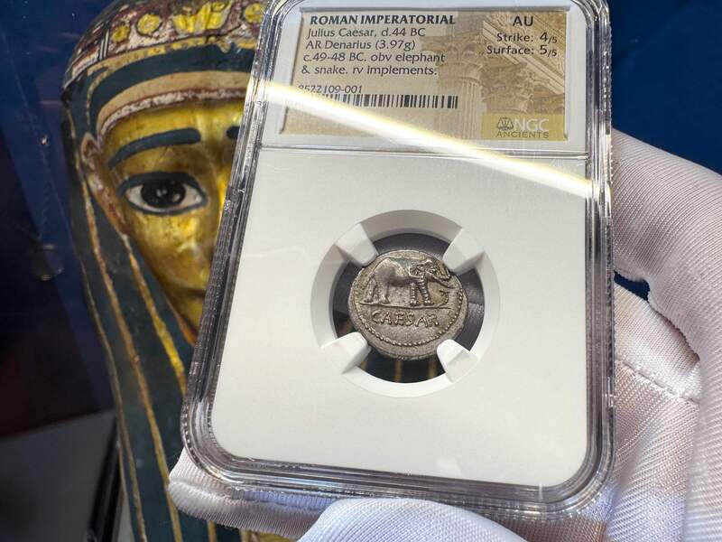 Roman Imperatorial "Caesar- Elephant" 43BC NGC AU 4x5 5