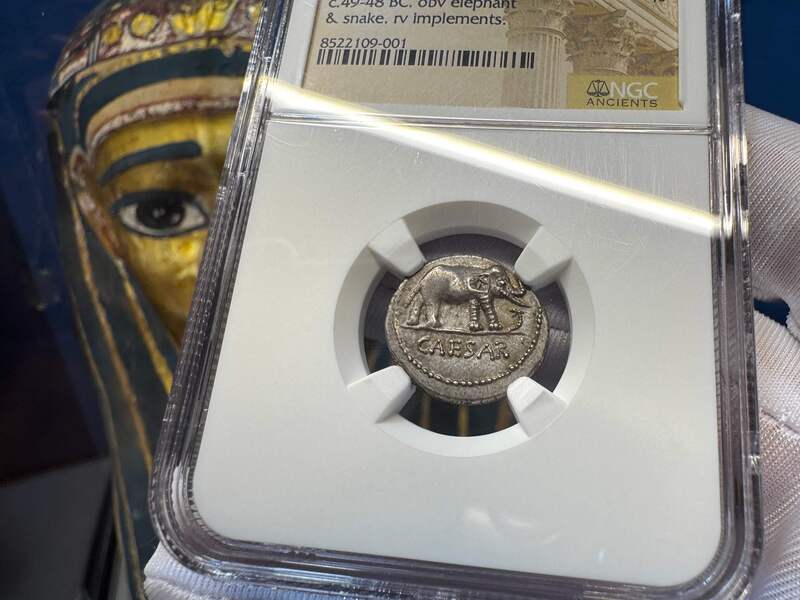 Roman Imperatorial "Caesar- Elephant" 43BC NGC AU 4x5 3