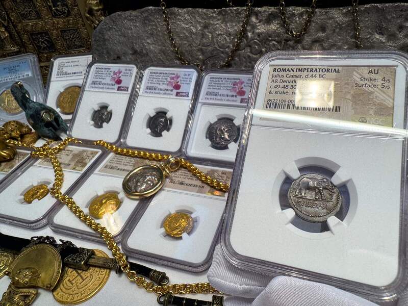 Roman Imperatorial "Caesar- Elephant" 43BC NGC AU 4x5 16