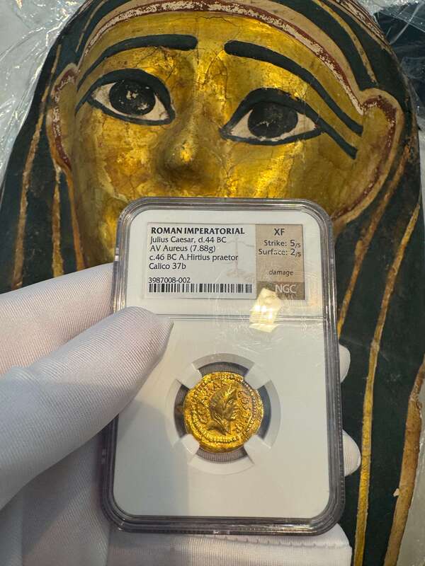Roman Imperatorial 44BC "Julius Caesar" NGC XF 5x2 5