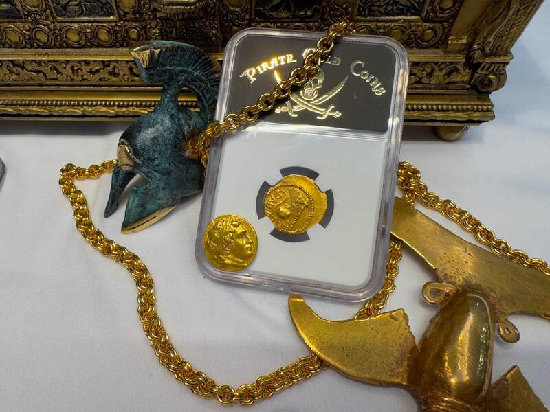 Roman Empire "Julius Caesar" 44AD NGC VF 4x2 30