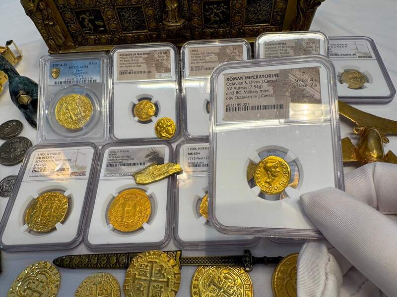 Roman Imperatorial "Octavian" 43AD NGC F 4x2 32