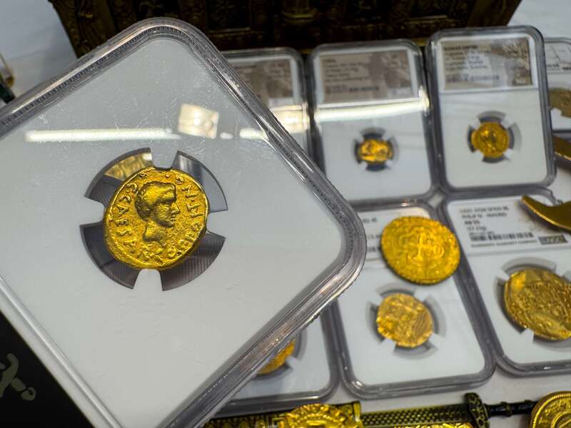 Roman Imperatorial "Octavian" 43AD NGC F 4x2 6