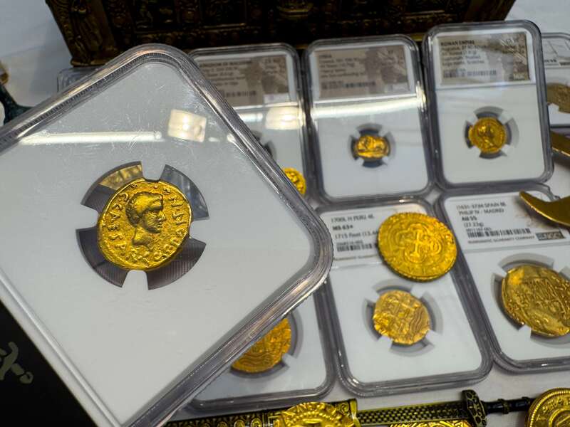 Roman Imperatorial "Octavian" 43AD NGC F 4x2 7