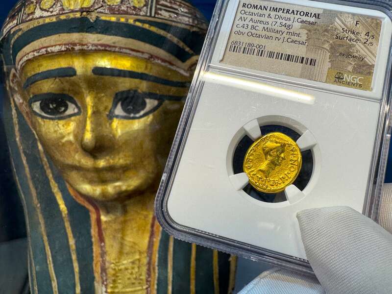 Roman Imperatorial "Octavian" 43AD NGC F 4x2 21