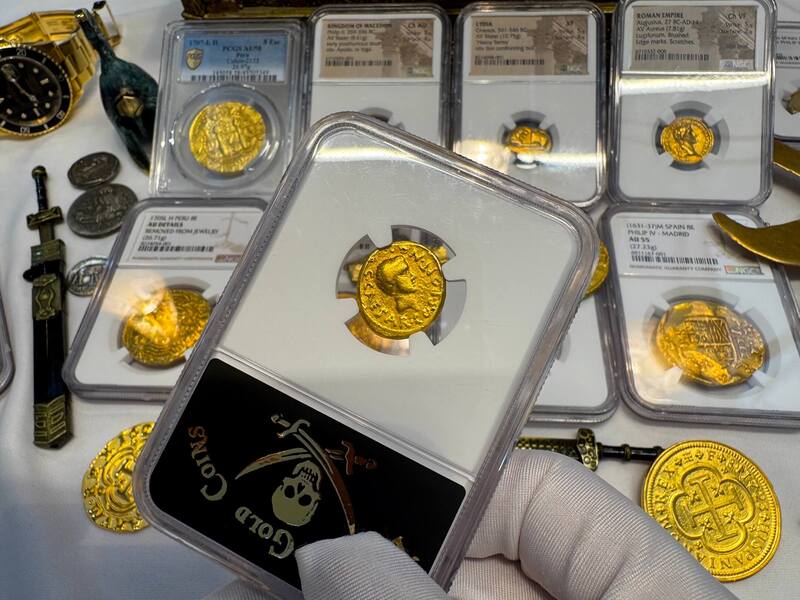 Roman Imperatorial "Octavian" 43AD NGC F 4x2 16