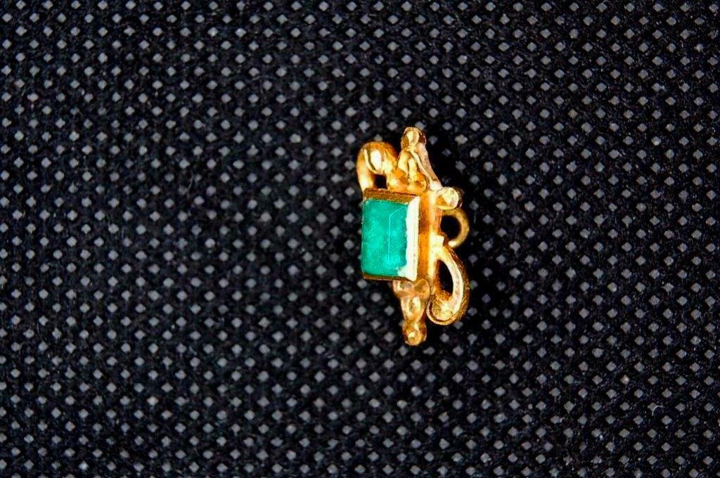 Atocha 1622 Shipwreck Emerald & Gold Stud/ Earring (Fisher) 7