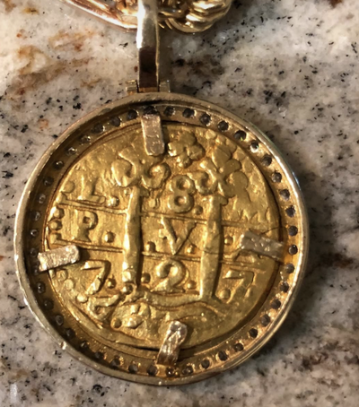 Peru 8 Escudos 1727 Diamond and Gold Bezel Pirate Gold Coins Jewelry Treasures 4