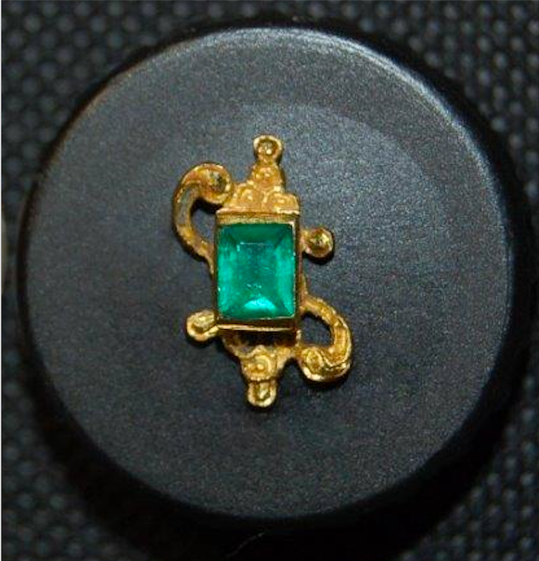 Atocha 1622 Shipwreck Emerald & Gold Stud/ Earring (Fisher) 2
