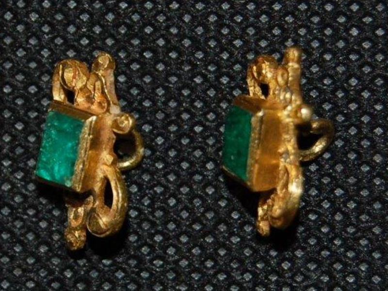 Atocha 1622 Shipwreck Emerald & Gold Studs/ Earring (Fisher) 4