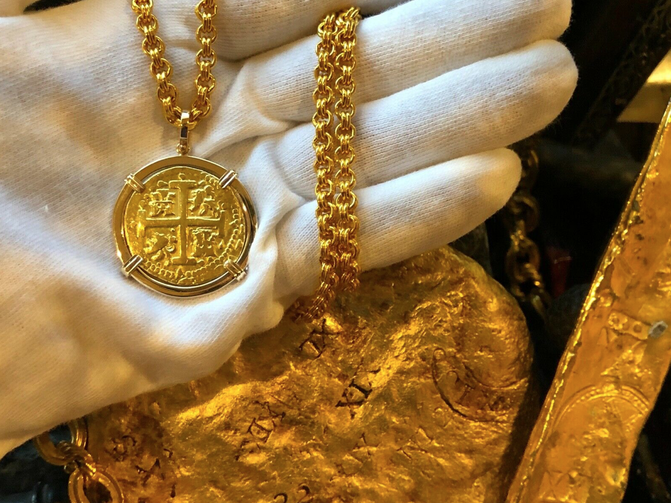 Peru 8 Escudos 1717 "Blood Tears Variety" Pendant Treasure Jewelry