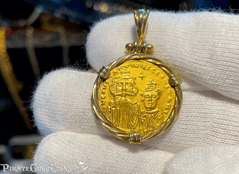 Byzantine Empire 641-668AD Solidus "Constans II" 18kt Bezel