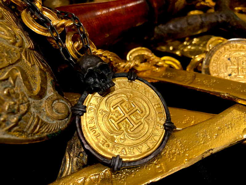 Skull Pendant Mexico 1714 8 Escudos Replica Shipwreck Jewelry Treasure Coin 8