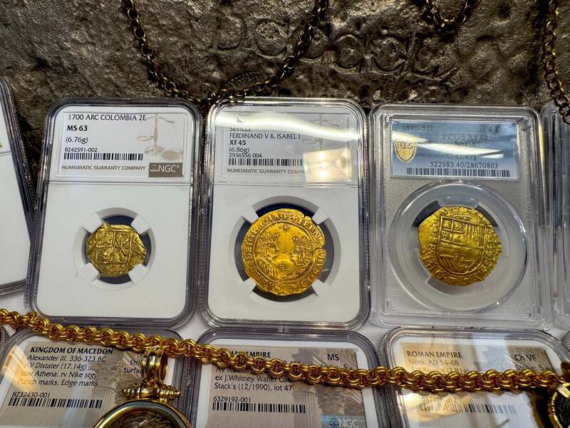 Spain 2 Excelentes 1497 "King & Queen" NGC 45 58