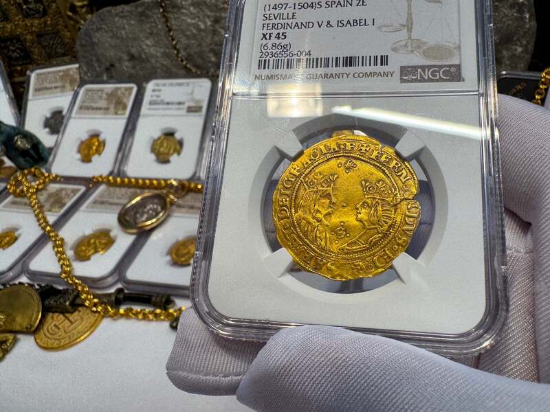 Spain 2 Excelentes 1497 "King & Queen" NGC 45