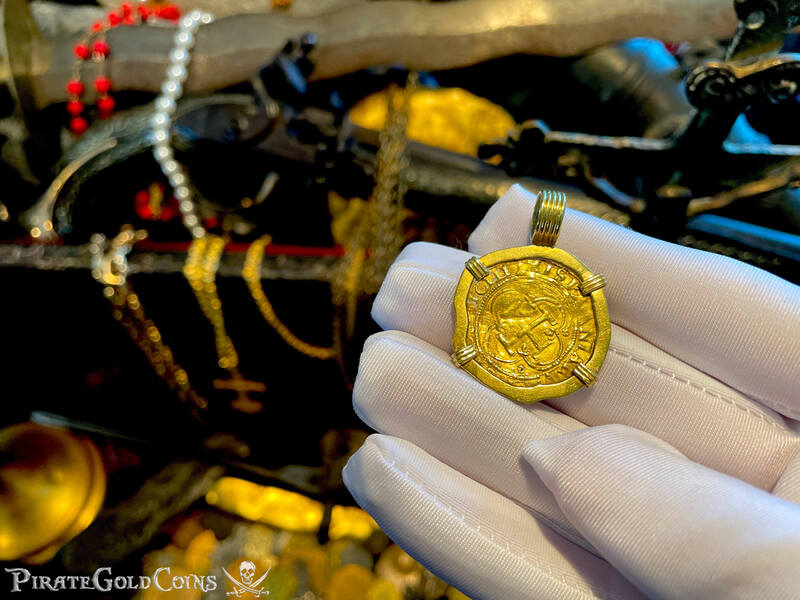 Spain 1 Escudo 1504-55 "Charles & Johanna" 18kt Pendant 3