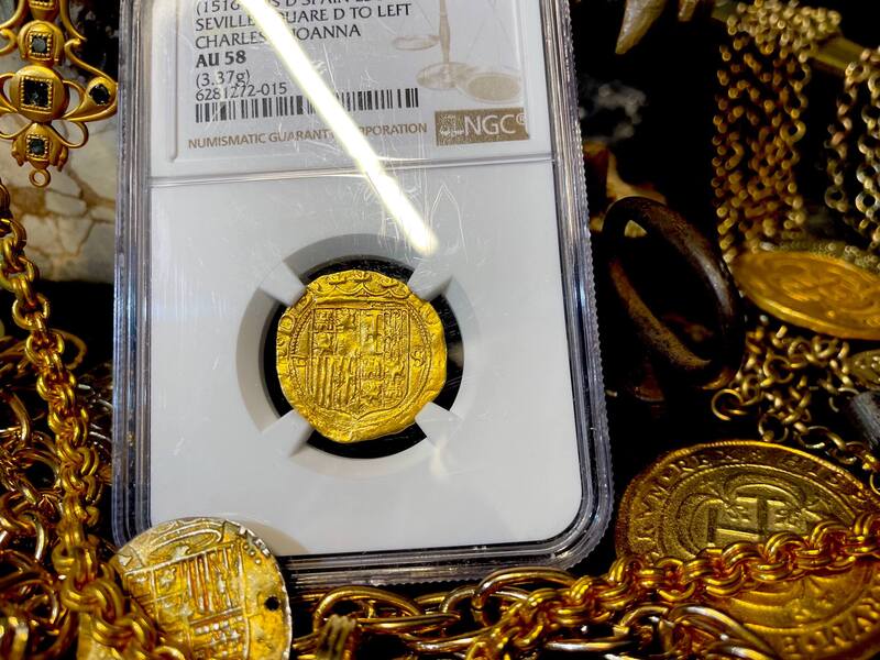 Spain 1 Escudo 1516-56 "Charles & Joanna" NGC 58