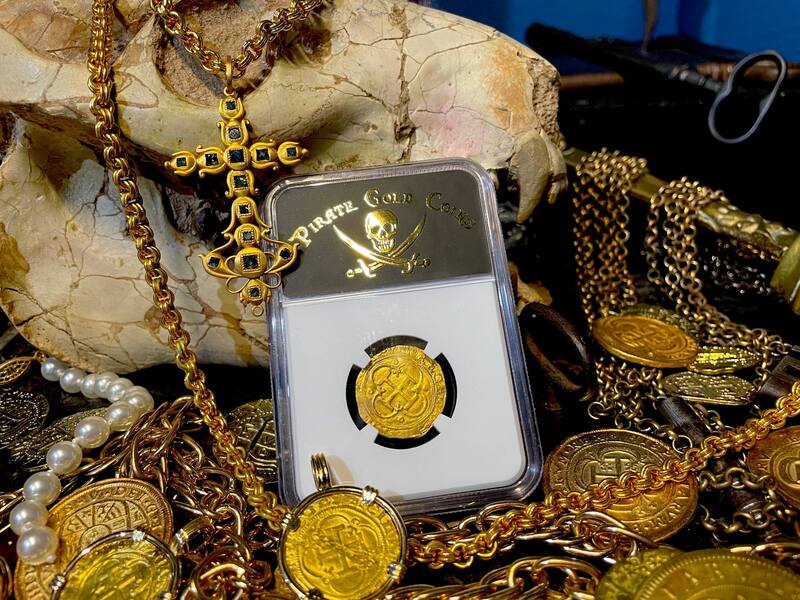 Spain 1 Escudo 1516-56 "Charles & Joanna" NGC 58 12