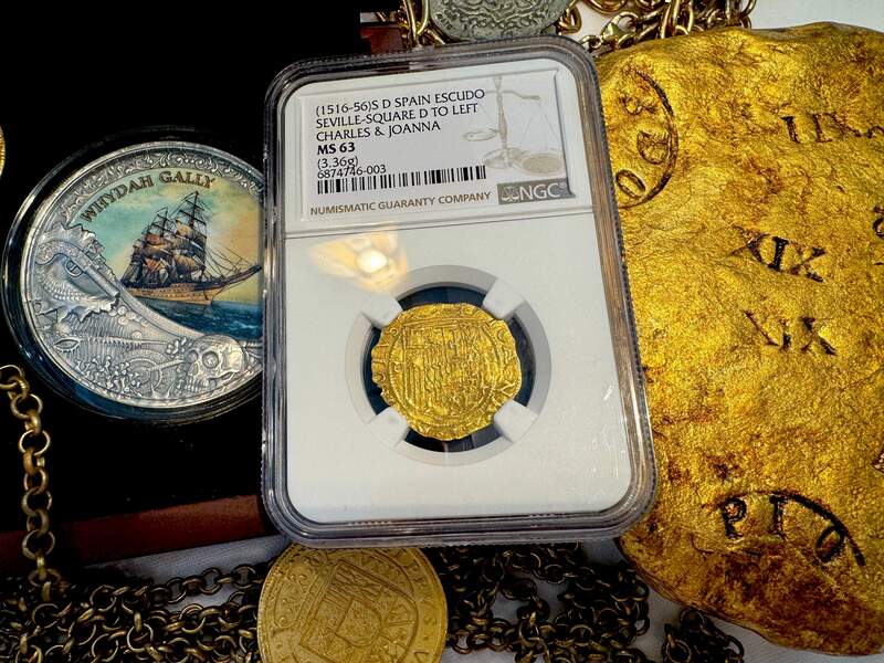 Spain 1 Escudo 1516-56 "Charles & Joanna" NGC 63 19