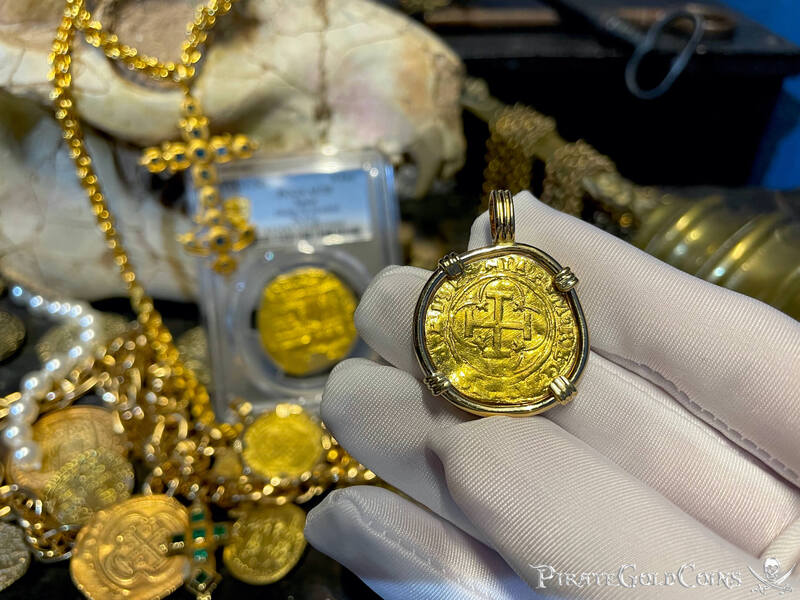 Spain 1 Escudo 1516-56 "Charles & Joanna" Pendant 4