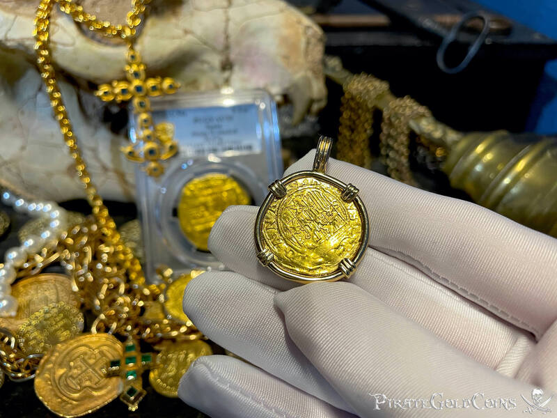 Spain 1 Escudo 1516-56 "Charles & Joanna" Pendant 10