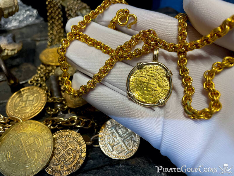 Spain 1 Escudo 1516-56 "Charles & Joanna" Pendant 13