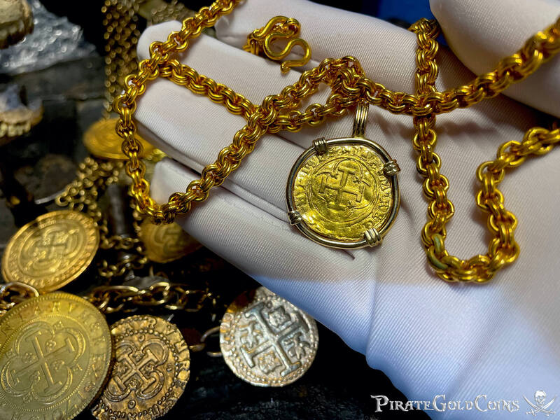 Spain 1 Escudo 1516-56 "Charles & Joanna" Pendant 14