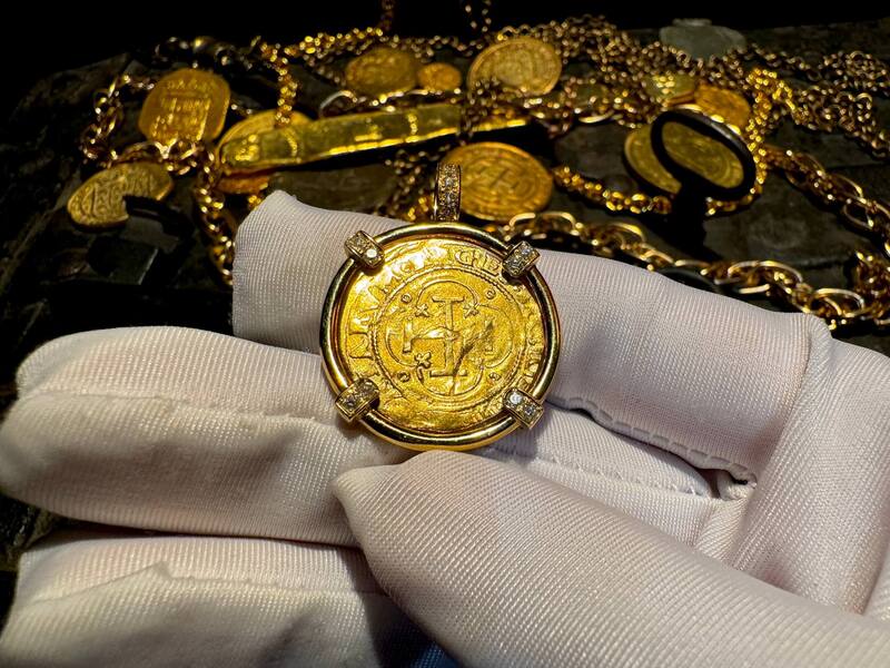 Spain 1 Escudo 1516-56 "Charles & Joanna" Diamond Pendant 15