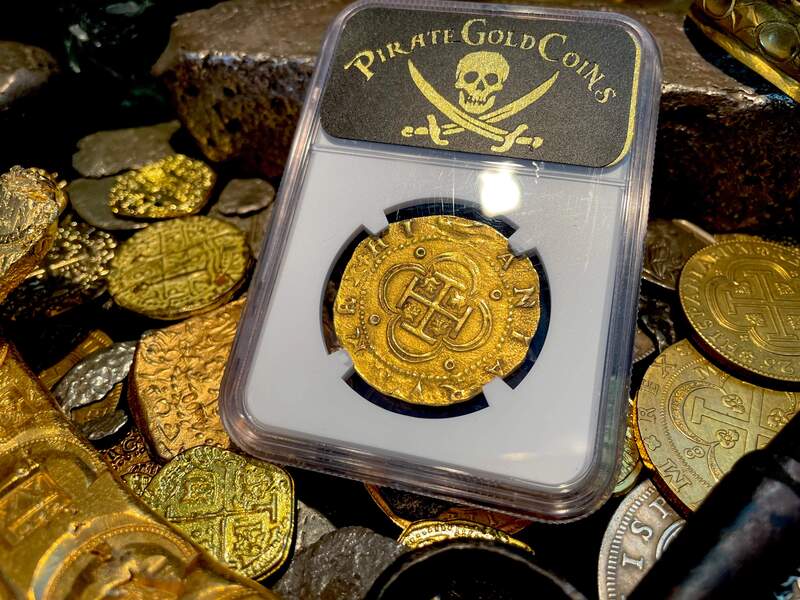 Spain 4 Escudos 1556-98 "Trophy Piece" NGC 58 15