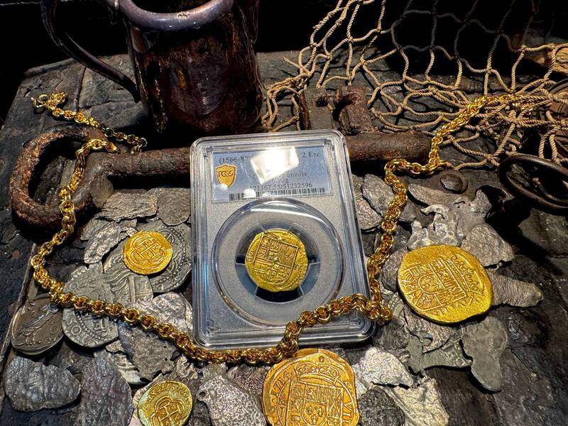 Spain 2 Escudos 1566-87 "Philip II" PCGS 55 14