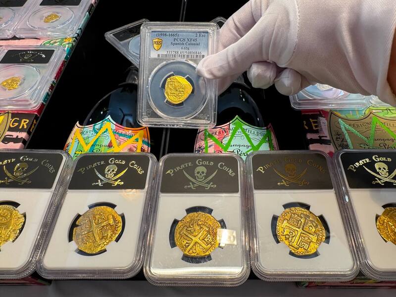 Spain 2 Escudos 1598-1665 "Philip III" PCGS 45 18