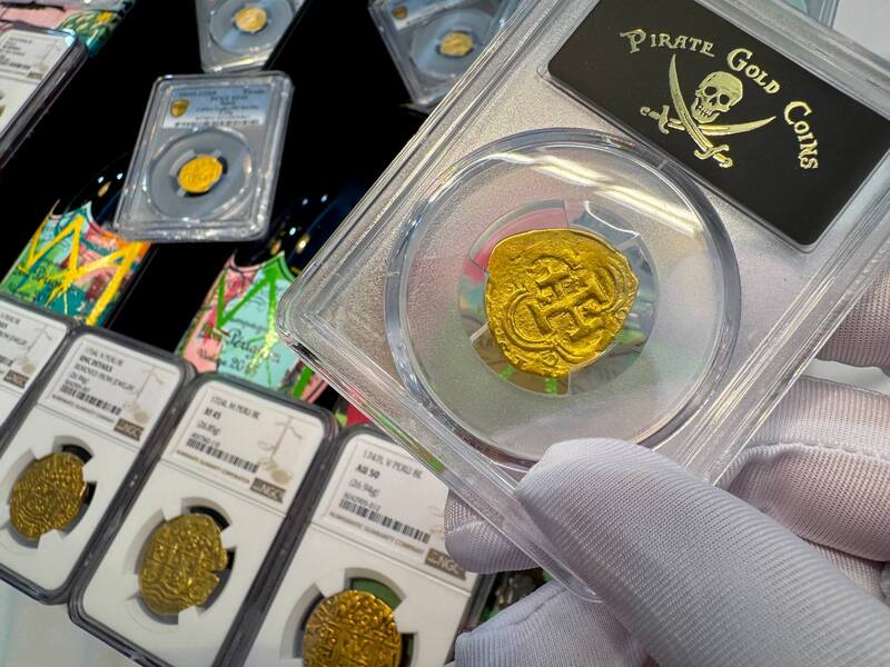 Spain 2 Escudos 1598-1665 "Philip III" PCGS 45 12