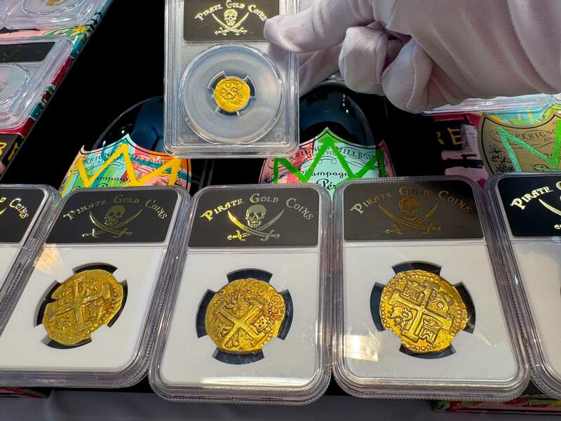 Spain 1 Escudo 1610 "Full Date" PCGS 45 21