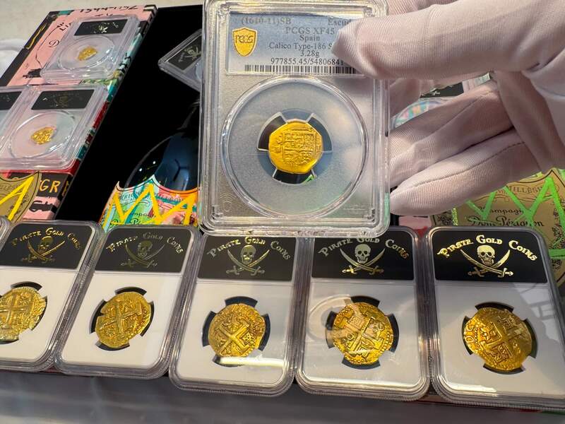 Spain 1 Escudo 1610-11 "Full Cross" PCGS 45 4