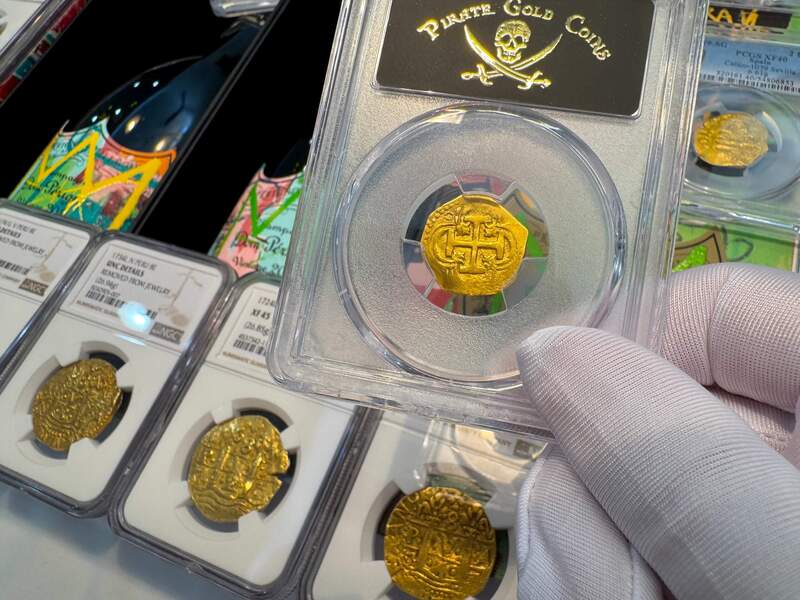 Spain 1 Escudo 1610-11 "Full Cross" PCGS 45 7