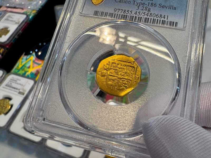 Spain 1 Escudo 1610-11 "Full Cross" PCGS 45 18