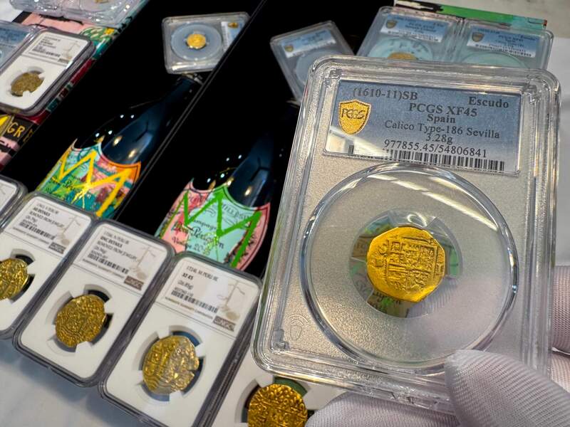 Spain 1 Escudo 1610-11 "Full Cross" PCGS 45 17