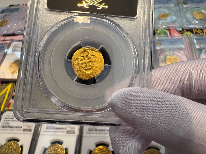 Spain 1 Escudo 1610-21 "Full Crown" PCGS 45 9