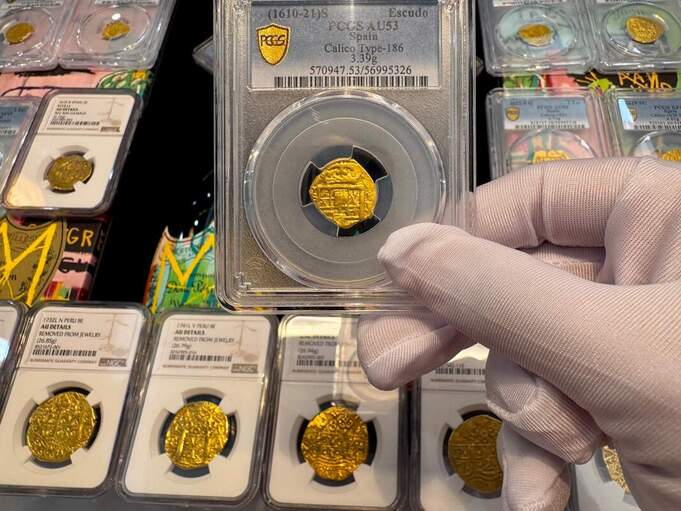 Spain 1 Escudo 1598-1621 Shipwreck coins 4