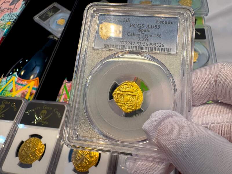 Spain 1 Escudo 161o-21 "Full Crown" PCGS 53 4