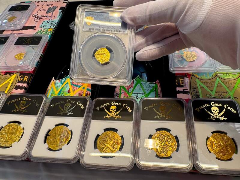 Spain 1 Escudo 161o-21 "Full Crown" PCGS 53 5