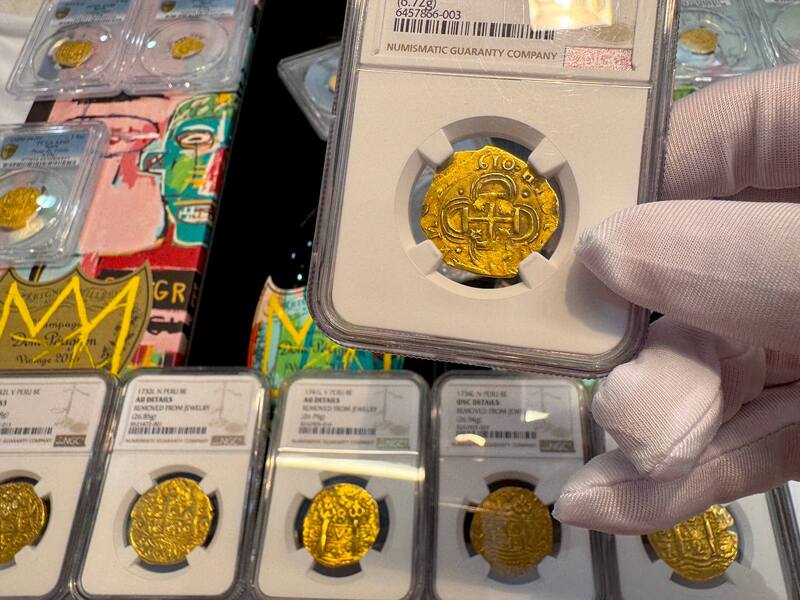 Spain 2 Escudos 1610 "Full Date" NGC AU 7