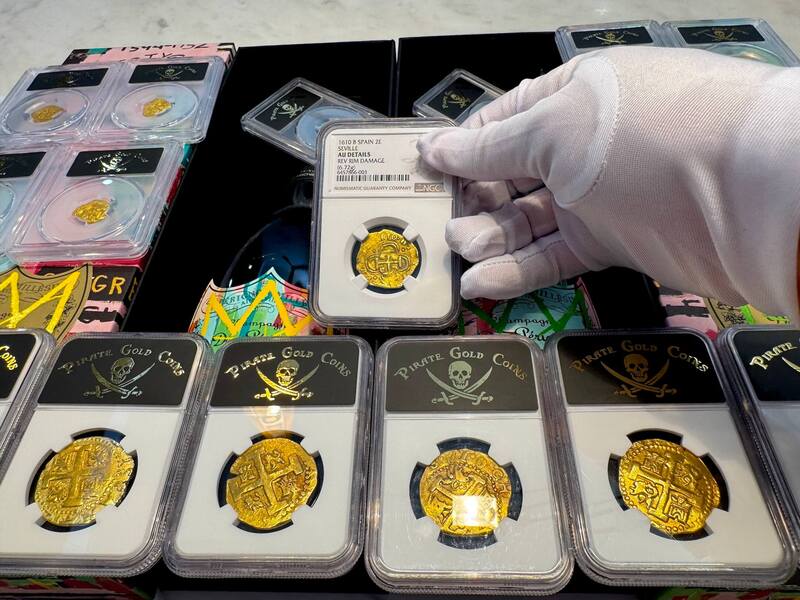 Spain 2 Escudos 1610 "Full Date" NGC AU 17