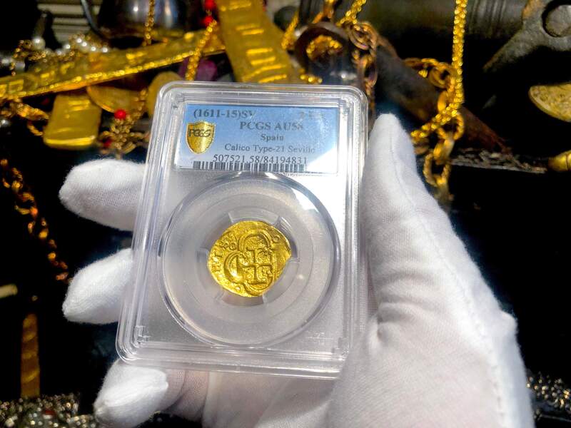Spain 2 Escudos 1611-15 "Beautiful Shield Side" PCGS 58 5