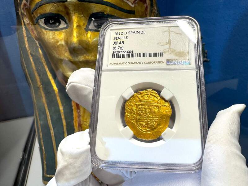 Spain 2 Escudos 1612 "Full Crown" NGC 45 12
