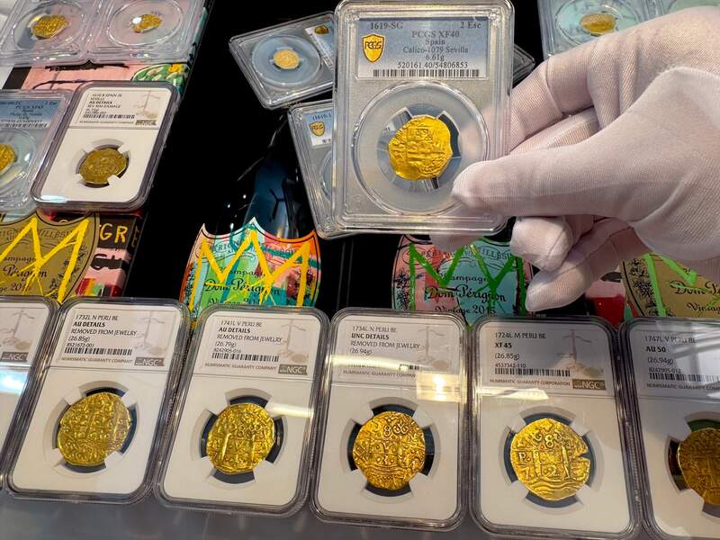 Spain 2 Escudos 1619 "Philip III" PCGS 40 20