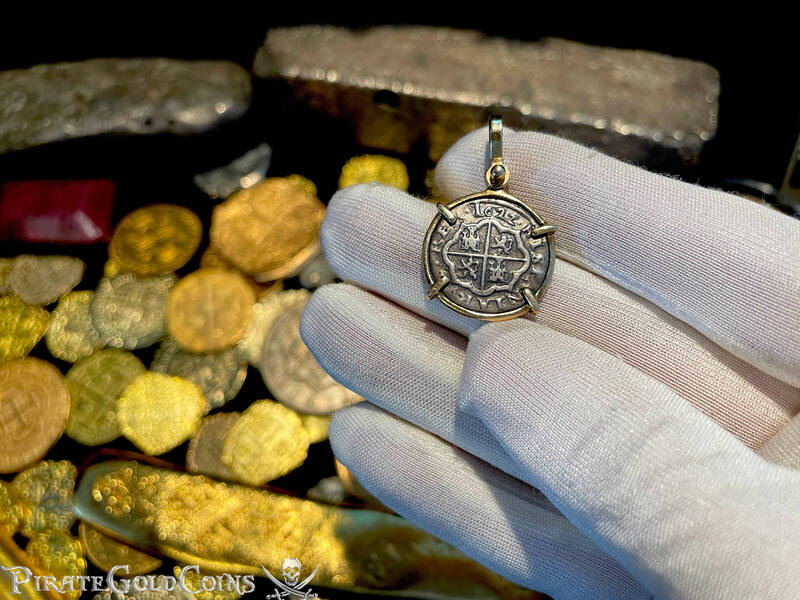 Spain 1 Real 1622 Full Date "Year of the Atocha 1622 Shipwreck" 14kt Bezel 5