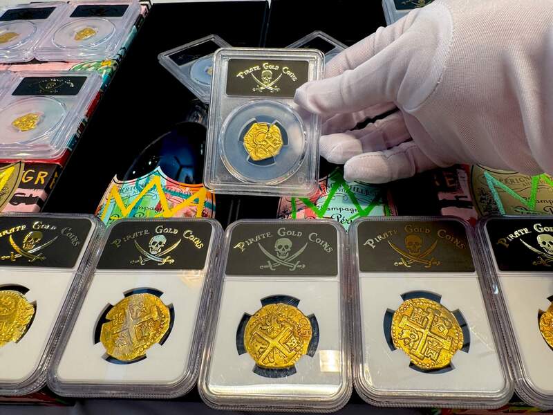 Spain 2 Escudos 1622 "Year of the Atocha" PCGS 58 14