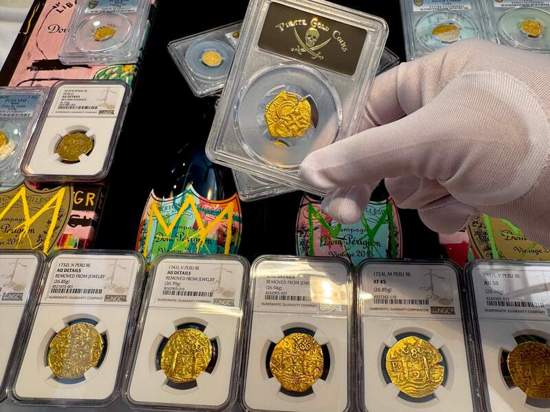 Spain 2 Escudos 1622 "Year of the Atocha" PCGS 58 24