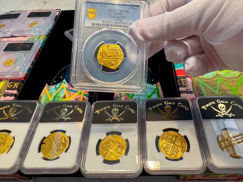 Spain 2 Escudos 1622 "Year of the Atocha" PCGS 58 7